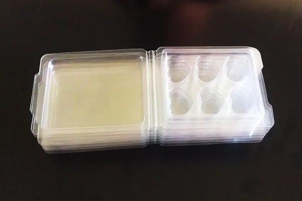 為什么兩塊不同顏色的塑料用激光無法焊接到一起？(圖1)